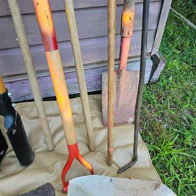 Outdoor Yard Tools & More  (OB5-JS)