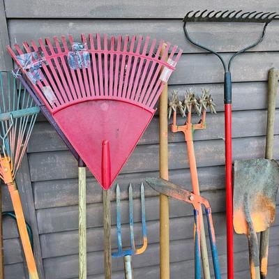 Outdoor Yard Tools & More  (OB5-JS)