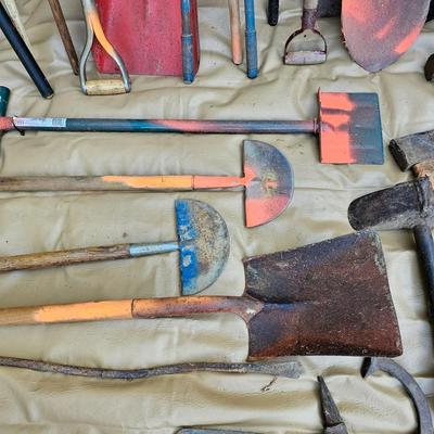 Outdoor Yard Tools & More  (OB5-JS)