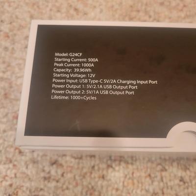 Ralxer Jump Starter and Vivitar Universal Charging System (LR-DW)