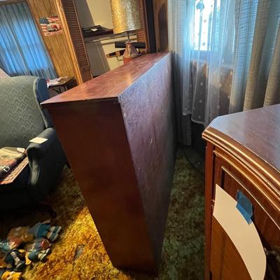 Large Shelf Unit & More Shelves (UO-RG)