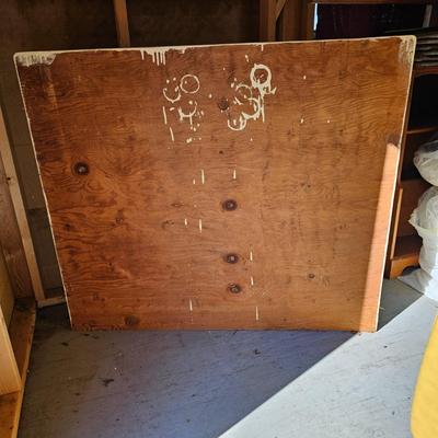 Large Shelf Unit & More Shelves (UO-RG)