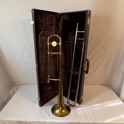 Besson Brass Trombone W/Original Case (UB-RG)