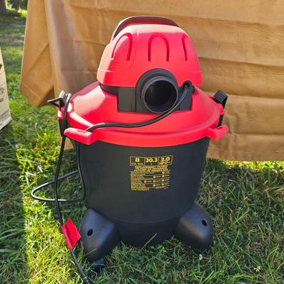 8 Gal Wet/Dry ShopVac & Accessories  (WS2-JS)