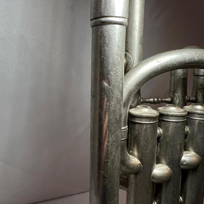 Wurlitzer â€˜Professionalâ€™ Vintage Alto Horn (UB-RG)