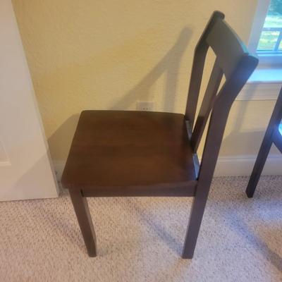 Pair of Chairs and Cushions (O-DW)