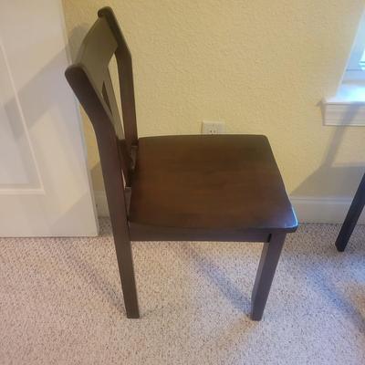 Pair of Chairs and Cushions (O-DW)