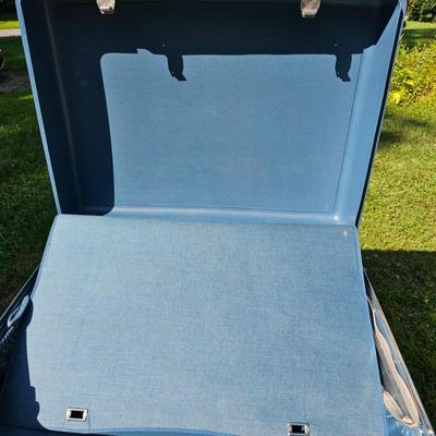 Vintage American Tourister & Samsonite Luggage  (OB2-JS)