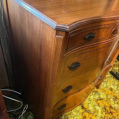 Four Drawer Chest of Drawers (UO-MG)