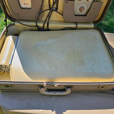 Two Vintage Niagara Thermal Cyclopad & Massager (OB2-JS)