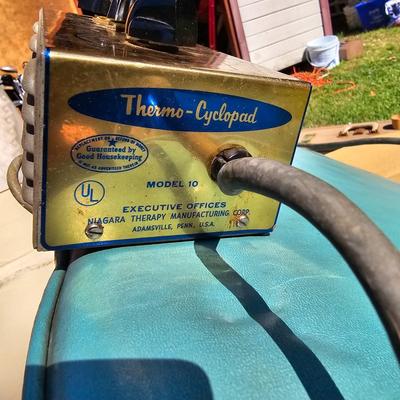 Two Vintage Niagara Thermal Cyclopad & Massager (OB2-JS)