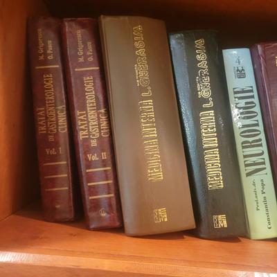 Medical Books (LR-DW)