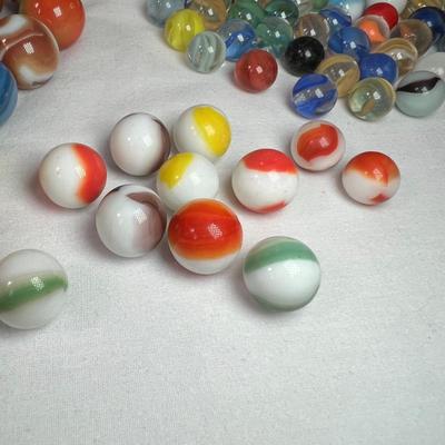 Hundreds of Glass Marbles! (UB-RG)