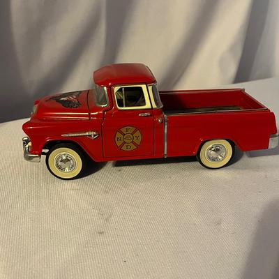 Vintage Die Cast Cars (UO-MG)