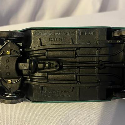 Vintage Die Cast Cars (UO-MG)