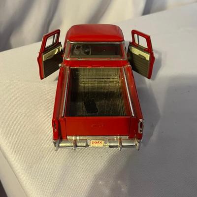 Vintage Die Cast Cars (UO-MG)