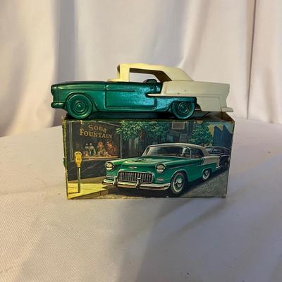 Vintage Die Cast Cars (UO-MG)