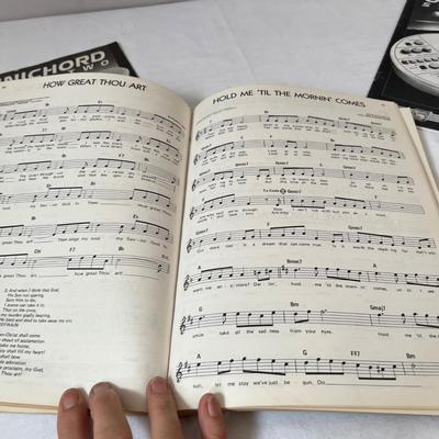 Omnichord System Two W/Box & More (UB-RG)