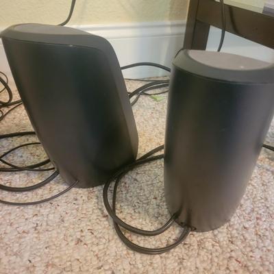 Edifier and Logotech Computer Speakers (O-DW)