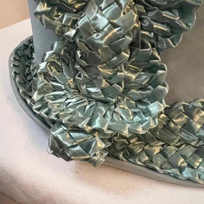 Ladies Vintage Hats, Purses & More (UB-RG)