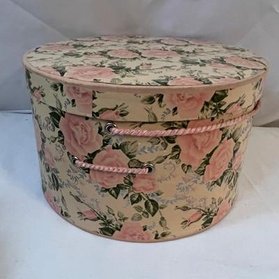 Ladies Vintage Hats, Purses & More (UB-RG)