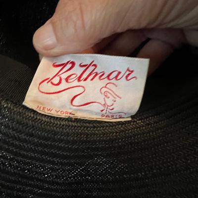 Ladies Straw Hats (UB-RG)