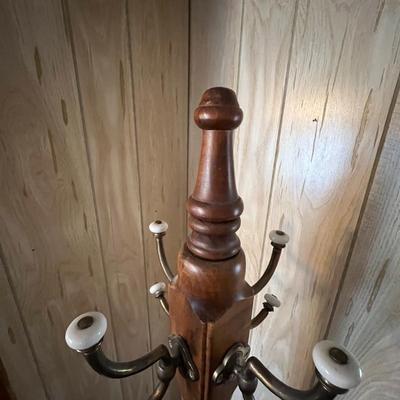 Colonial Style Coat/Hat Stand (UB-RG)