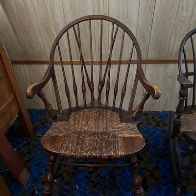 Bow back Windsor Chairs - One Rocker (UB-RG)