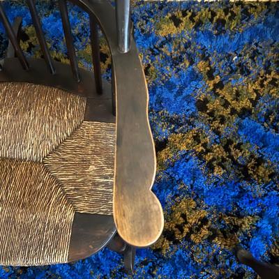 Bow back Windsor Chairs - One Rocker (UB-RG)