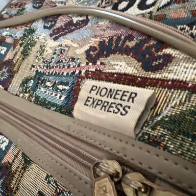 American Tourister, Navigator & More Luggage (UB-RG)