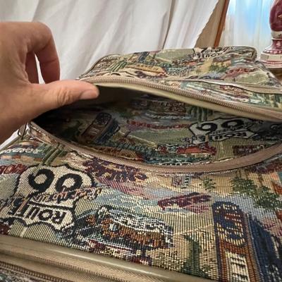 American Tourister, Navigator & More Luggage (UB-RG)