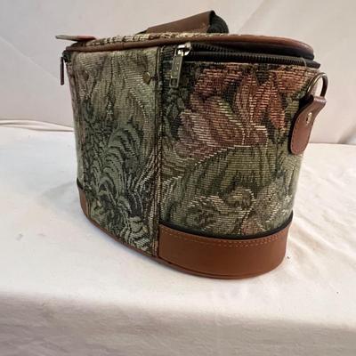 American Tourister, Navigator & More Luggage (UB-RG)