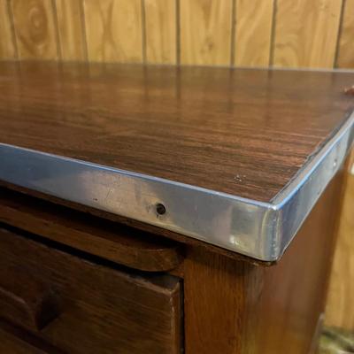 Oak Vintage Desk (UO-RG)