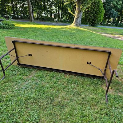 Eight Foot & Six Foot Folding Tables (UO-RG)