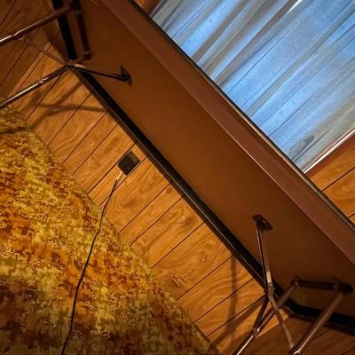 Eight Foot & Six Foot Folding Tables (UO-RG)