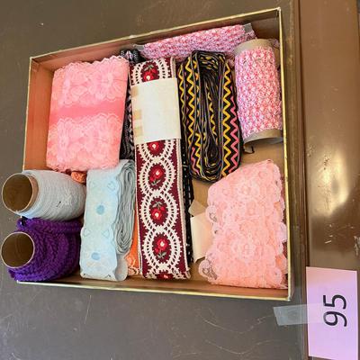 Box of lace & edging.
