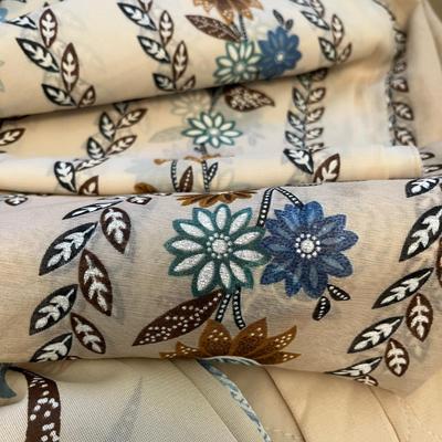 2 types Earth tone Floral print material