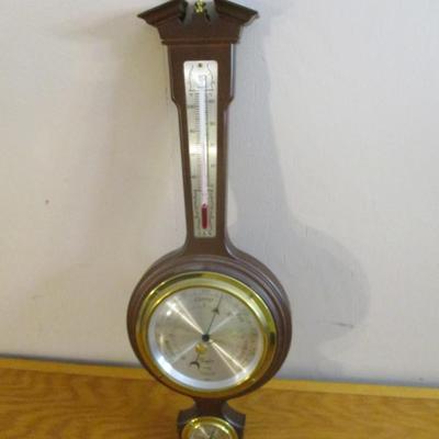 Taylor Temperature Compensated Banjo Style Barometer - B