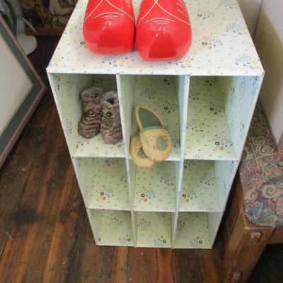 Shoe Caddy With Shoes - C
