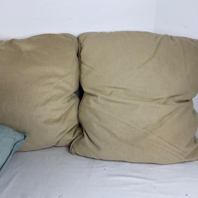 856 Set of 4 Bristol Decorative Pillows