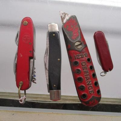 Collection Of Pocket Cutlery - C