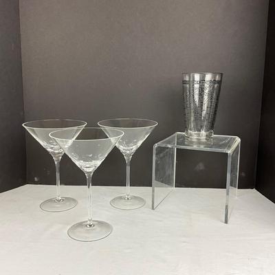 869 Glass Cocktail Shaker with Three Large Martini Glasses