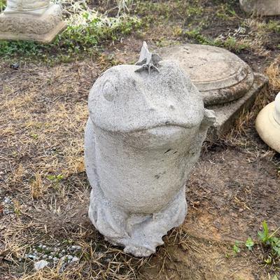 883  Cement Fish Garden Statue