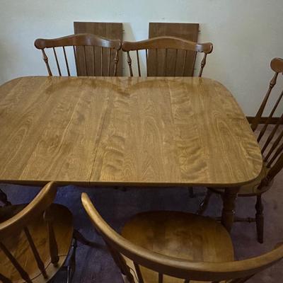 ETHAN ALLEN Dining Table Set with Chairs & Extra Leaf