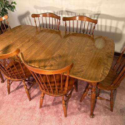 ETHAN ALLEN Dining Table Set with Chairs & Extra Leaf