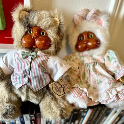 Raikes - 1992 Charmaine & Sidney Kittens - COA