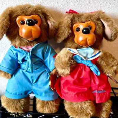 Raikes - 1992 Jasper & Jessica Pups - COA