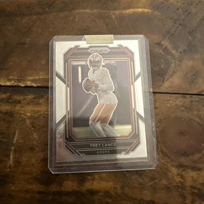 2022 Panini Select - Premier Level Silver Prizm #185 Trey Lance