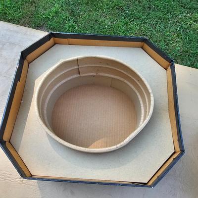 Three Men's Vintage Hats/Boxes (OB2-JS)