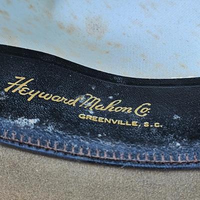 Three Men's Vintage Hats/Boxes (OB2-JS)